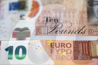NEWS - Britisches Pfund, US-Dollar, Euro, Schweizer Franken (Symbolbilder)