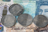 NEWS - Britisches Pfund, US-Dollar, Euro, Schweizer Franken (Symbolbilder)