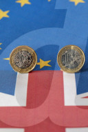 NEWS - Britisches Pfund, US-Dollar, Euro, Schweizer Franken (Symbolbilder)
