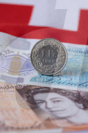 NEWS - Britisches Pfund, US-Dollar, Euro, Schweizer Franken (Symbolbilder)