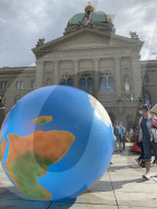 NEWS - Bern: Klimacamp vor dem Bundeshaus