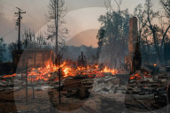 NEWS - Waldbrände in Kalifornien: Die verheerenden Feuer an der US-Westküste brennen weiter