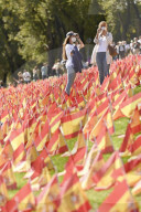 NEWS - Coronavirus: Mehr als 50'000 Flaggen für die spanischen Opfer des Coronavirus in Madrid