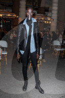 PEOPLE - Promis an der Paris Fashion Week: Isabel Marant Runway