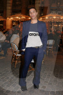 PEOPLE - Promis an der Paris Fashion Week: Isabel Marant Runway