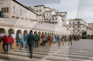 NEWS - Besuch von Papst Franziskus in Assisi