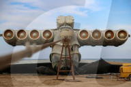 NEWS - Das "kaspische Seemonster": Russisches Flugboot Ekranoplan wird in Derbent ausgestellt