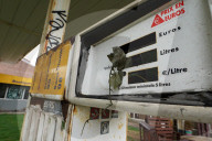 FEATURE - Verlassene, überwachsene Tankstelle: Projekt der "Vegetal attacks!" Bewegung