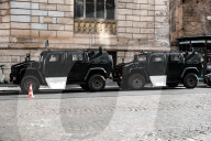 PEOPLE - Tom Cruise auf dem Set von 'Mission Impossible 7' in Via Panisperna in Rom