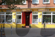 NEWS - Kieler Restaurant "Zum Mohrenkopf": Schwarzer Gastronom Andrew Onuegbu sorgt für aktuelle Debatte um rassistische Restaurantnamen