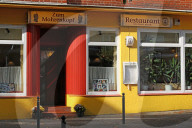 NEWS - Kieler Restaurant "Zum Mohrenkopf": Schwarzer Gastronom Andrew Onuegbu sorgt für aktuelle Debatte um rassistische Restaurantnamen
