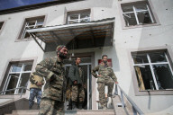 NEWS - Bergkarabach-Konflikt: Martakert nach Bombardierung 