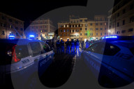 NEWS - Coronavirus: Polizeikontrollen im nächtlichen Rom