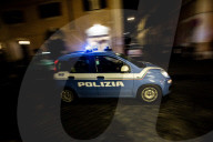 NEWS - Coronavirus: Polizeikontrollen im nächtlichen Rom