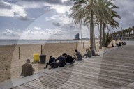 NEWS - Coronavirus:  Strandanlagen in Barcelona geschlossen