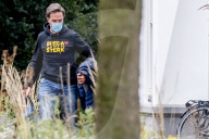 NEWS -  Hollands Premier Rutte fährt in Jeans mit dem Velo zum Ministertreffen in Den Haag