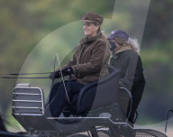 Sophie macht eine herbstliche Ausfahrt mit der Kutsche in Windsor