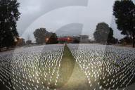 NEWS - Coronavirus: Über 250.000 Covid-Tote - Das Kunstprojekt In America, How Could This Happen? in Washington