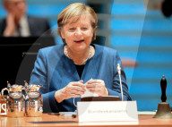 NEWS - Bundeskanzlerin Angela Merkel vor Beginn der wöchentlichen Kabinettsitzung