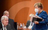 NEWS - Bundeskanzlerin Angela Merkel vor Beginn der wöchentlichen Kabinettsitzung