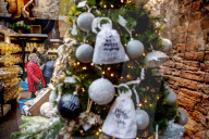 NEWS - Das Weihnachtsdorf im niederländischen Scheveningen hat seine Pforten geöffnet