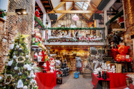 NEWS - Das Weihnachtsdorf im niederländischen Scheveningen hat seine Pforten geöffnet