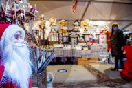 NEWS - Das Weihnachtsdorf im niederländischen Scheveningen hat seine Pforten geöffnet