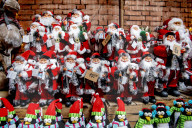 NEWS - Das Weihnachtsdorf im niederländischen Scheveningen hat seine Pforten geöffnet