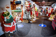 NEWS - Das Weihnachtsdorf im niederländischen Scheveningen hat seine Pforten geöffnet