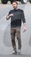 PREMIUM EXCLUSIVE Ben Affleck looks so skinny with his diet beverage Part2
