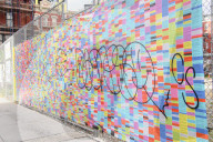 NEWS - USA Wahlen:  Kunstinstallation 'Wand der Lügen' von Trump in NYC