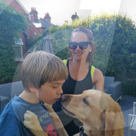 SCHICKSALE - Er liebt ihn wie einen Bruder: Labrador Olli und der autistische George geniessen eine besondere Verbindung
