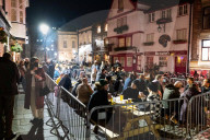 NEWS - Coronavirus: Ein letztes Mal feiern vor dem 2. Lockdown in Grossbritannien