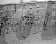 Mono Negative