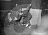 Mono Negative