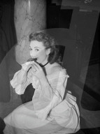 Mono Negative