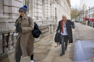 NEWS - Johnson-Vertrauter Cummings will britische Regierung verlassen