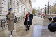 NEWS - Johnson-Vertrauter Cummings will britische Regierung verlassen