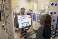 UK Chancellor visits a branch of Screwfix 