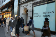 Christmas shopping time during Covid-19 pandemic - Zurich