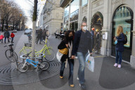 Christmas shopping time during Covid-19 pandemic - Zurich