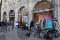 Christmas shopping time during Covid-19 pandemic - Zurich