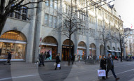 Christmas shopping time during Covid-19 pandemic - Zurich