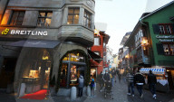 Christmas shopping time during Covid-19 pandemic - Zurich