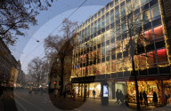 Christmas shopping time during Covid-19 pandemic - Zurich