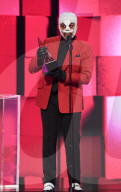 PEOPLE - American Music Awards
