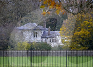 ROYALS -  Ein Umzugswagen fährt zum Frogmore Cottage, wo Prinzessin Eugenie gerade eingezogen ist 