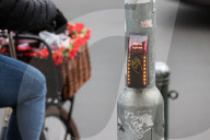 NEWS - Coronavirus: Europaweit erster kontaktloser Ampeltaster in DŸsseldorf