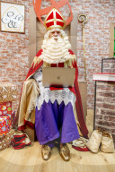 FEATURE -  Sinterklaas is going online