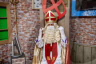 FEATURE -  Sinterklaas is going online